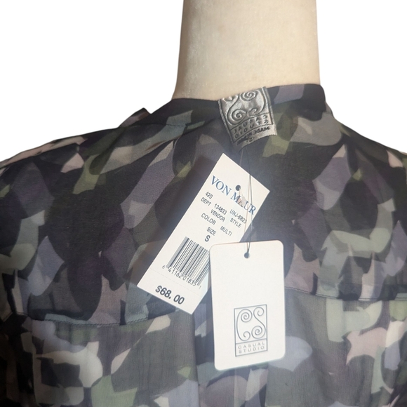 Casual Studio Gray/Black Sheer Button-Up Blouse with Abstract Pattern NWT Sz S - Picture 2 of 10